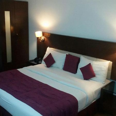 Liv Inn - Naraina New Delhi Luaran gambar