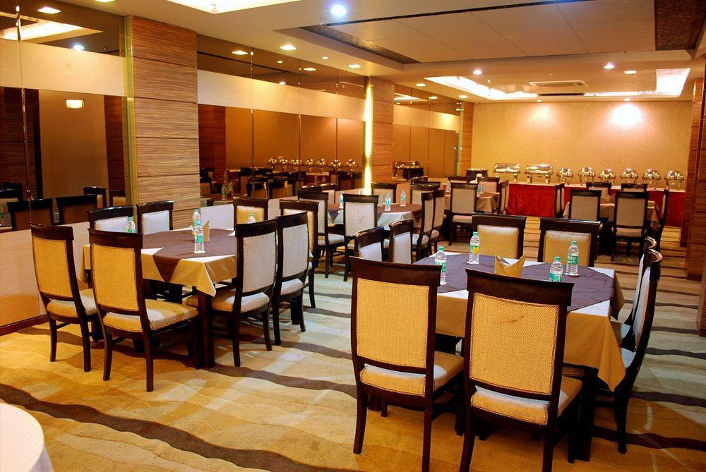 Liv Inn - Naraina New Delhi Luaran gambar