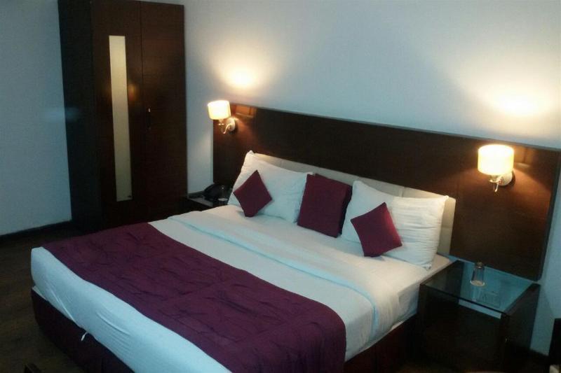 Liv Inn - Naraina New Delhi Luaran gambar